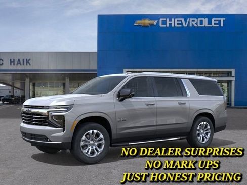 New 2026 Chevrolet Suburban LT w/ Comfort Package RWD image 2