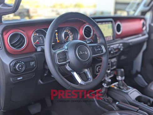 Used 2023 Jeep Gladiator Rubicon w/ LED Lighting Group AWD/4WD image 15