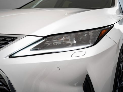 Certified 2022 Lexus RX 350 AWD w/ Premium Package image 16