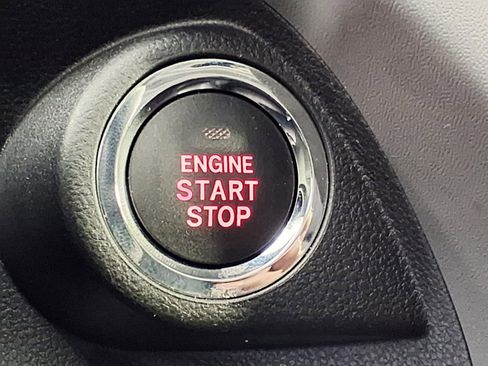 Certified 2025 Subaru Crosstrek 2.0i Premium image 21