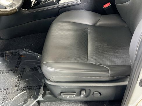 Used 2023 Lexus GX 460 Premium image 19