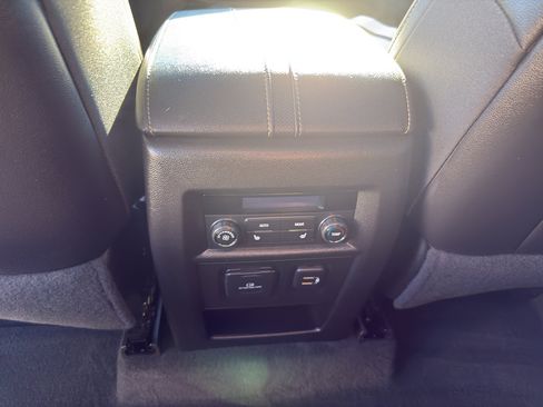 Certified 2023 Chevrolet Traverse Premier w/ Redline Edition image 32