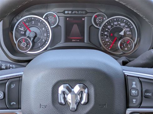 Certified 2026 RAM 2500 Big Horn AWD/4WD image 28