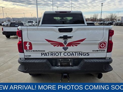 Used 2023 Chevrolet Silverado 2500 Custom w/ Custom Value Package image 4