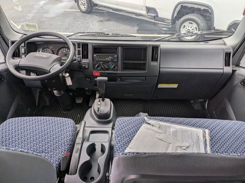 New 2025 Chevrolet Low Cab Forward image 16