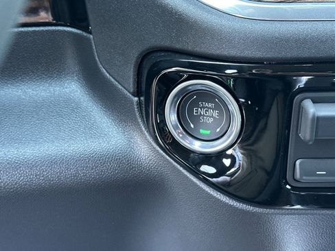 New 2026 Chevrolet Silverado 1500 LT w/ Convenience Package II AWD/4WD image 22