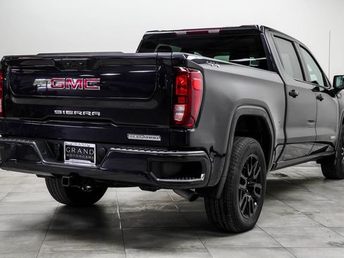 Used 2023 GMC Sierra 1500 Elevation AWD/4WD image 12