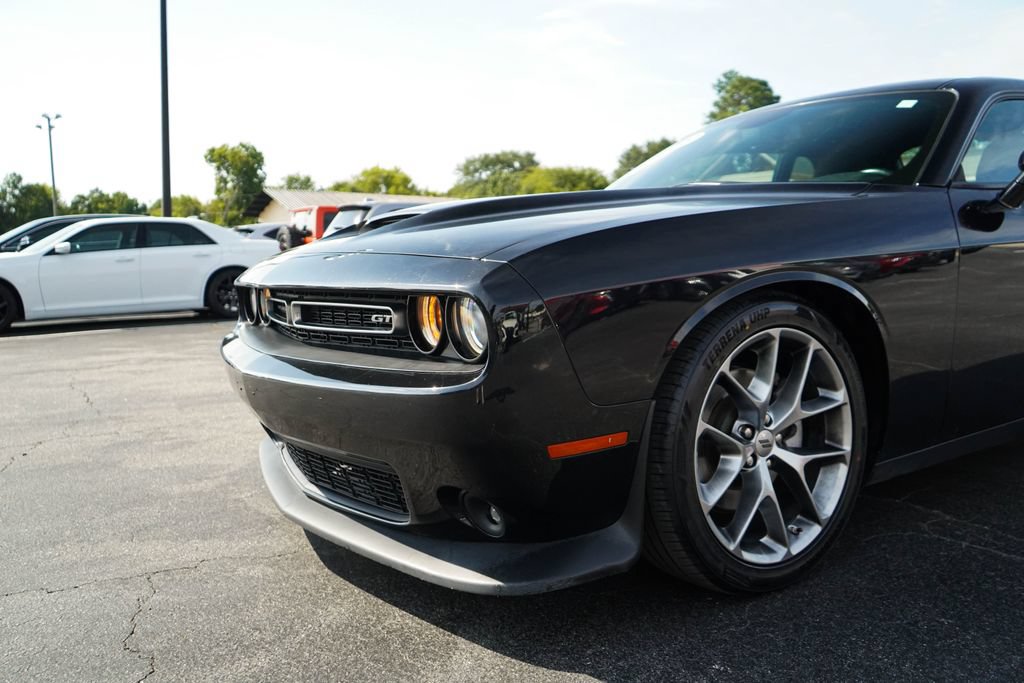 Used 2022 Dodge Challenger GT RWD image 17