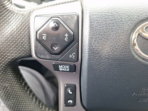 Used 2016 Toyota Tacoma SR5 w/ Towing Package AWD/4WD image 24