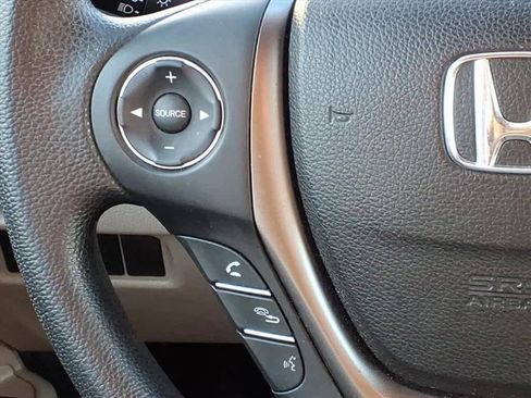 Certified 2017 Honda Pilot LX image 17