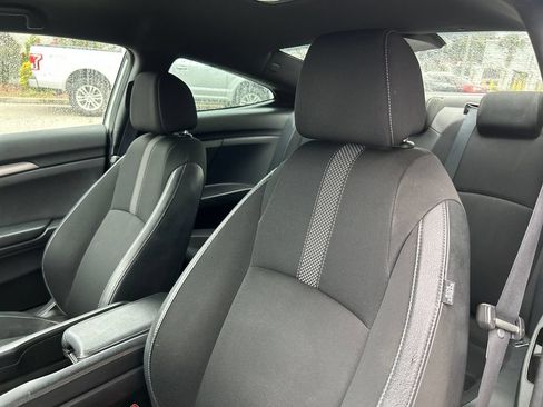 Used 2019 Honda Civic Sport image 9