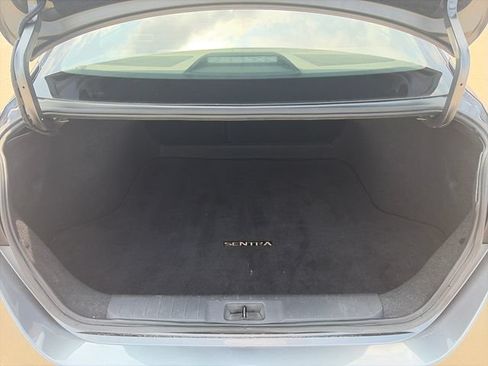 Used 2024 Nissan Sentra SV FWD image 26