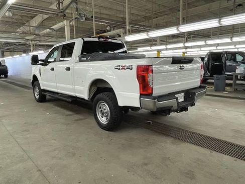 Used 2022 Ford F250 XL w/ Power Equipment Group AWD/4WD image 10