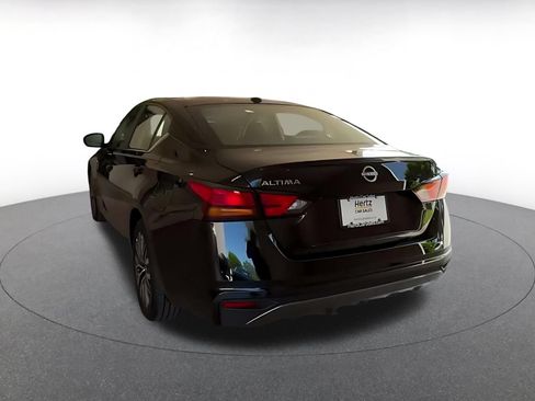 Used 2026 Nissan Altima 2.5 SV FWD image 10