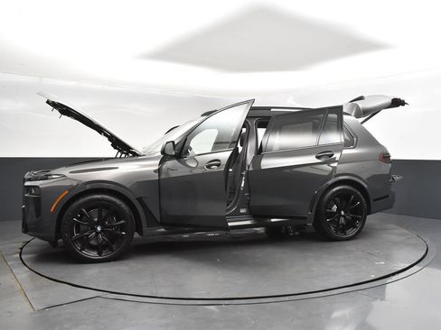 Used 2026 BMW X7 xDrive40i w/ Executive Package AWD/4WD image 49