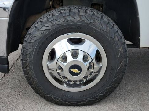 Used 2013 Chevrolet Silverado 3500 LT w/ Interior Plus Package image 14