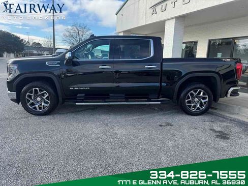 Used 2024 GMC Sierra 1500 SLT w/ SLT Premium Plus Package image 9