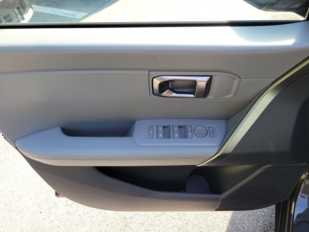 New 2027 Kia Seltos S FWD image 19
