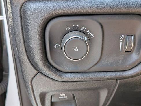 Used 2024 RAM 1500 Tradesman AWD/4WD image 17