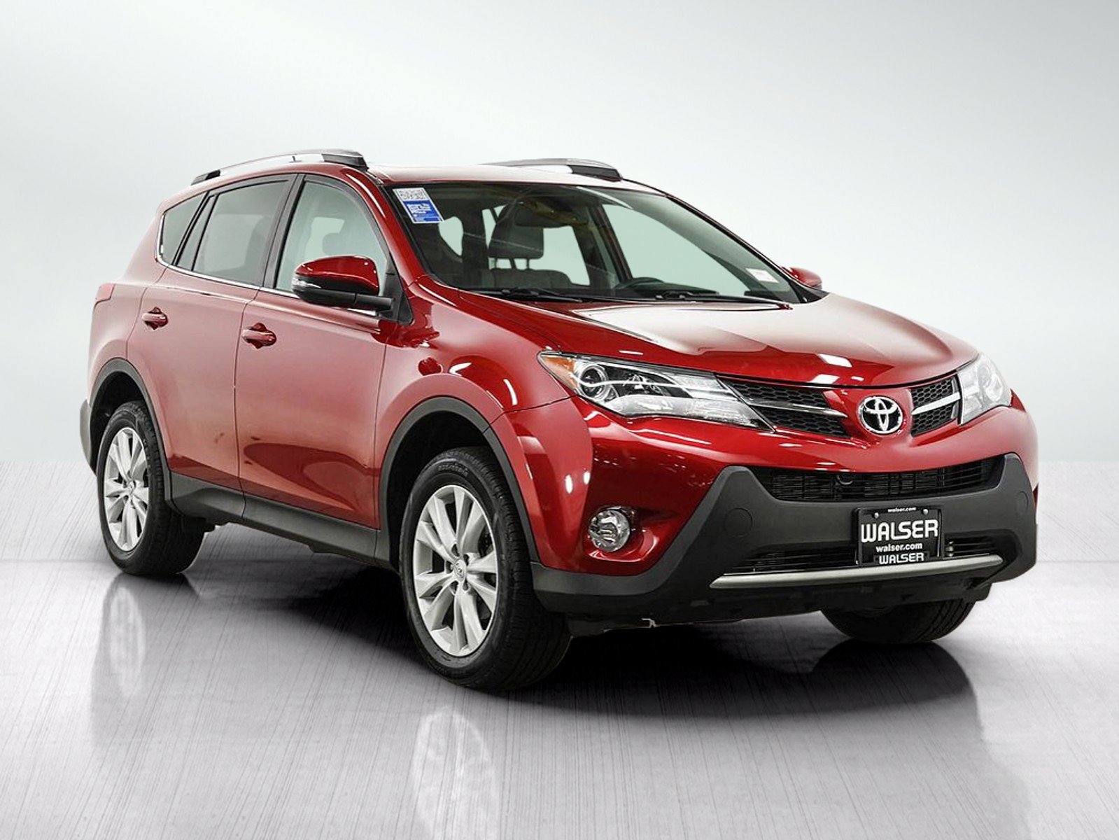Used 2015 Toyota RAV4 Limited w/ Technology Package AWD/4WD image 7