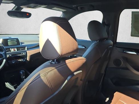 Used 2018 BMW X1 sDrive28i image 17