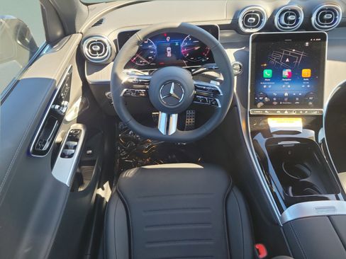 Used 2026 Mercedes-Benz GLC 300 4MATIC image 10