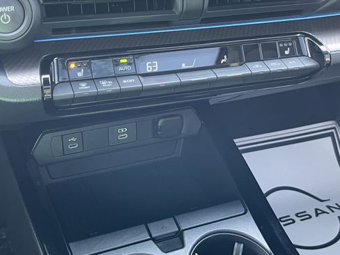 Used 2024 Toyota Prius XLE image 27