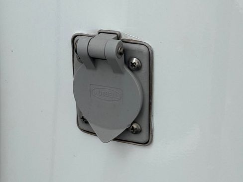 Used 2014 Chevrolet Express 3500 w/ Shuttle Bus Package image 15