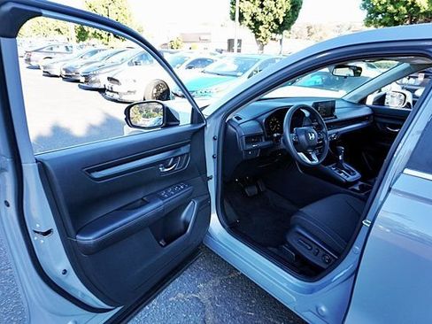 Used 2025 Honda CR-V EX image 36