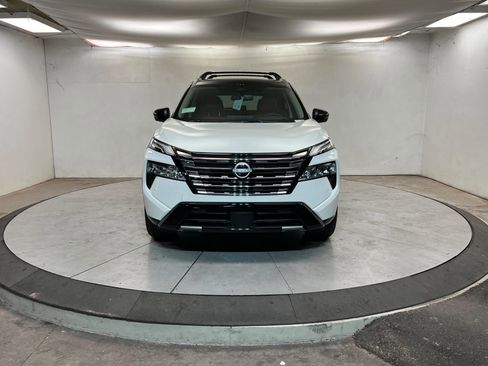 New 2026 Nissan Rogue Platinum w/ Platinum Premium Package image 8