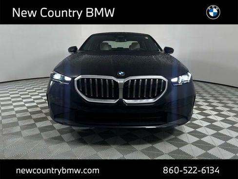 New 2026 BMW 540i xDrive w/ Executive Package image 2