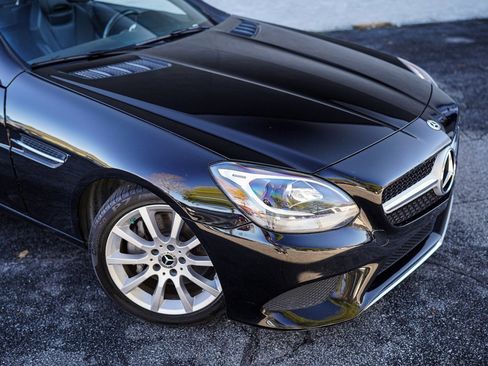 Used 2019 Mercedes-Benz SLC 300 image 10
