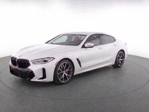 Used 2026 BMW X6 xDrive40i w/ Executive Package AWD/4WD image 2