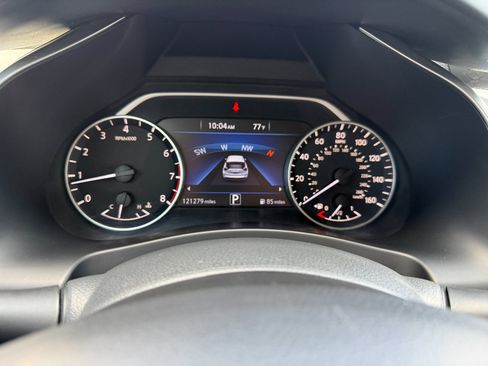 Used 2017 Nissan Murano SV AWD/4WD image 32