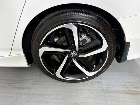 Used 2022 Honda Accord Sport Special Edition image 12
