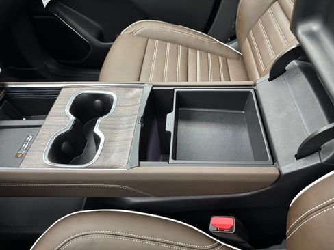New 2027 GMC Acadia Denali Ultimate w/ LPO, Floor Liner Package AWD/4WD image 38