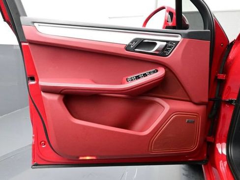 Certified 2023 Porsche Macan GTS AWD/4WD image 7