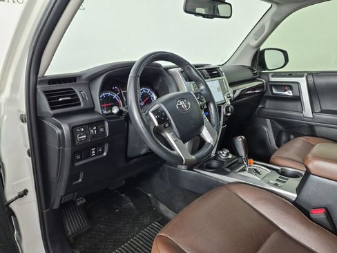 Used 2023 Toyota 4Runner Limited AWD/4WD image 17