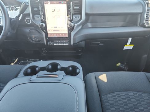 New 2026 RAM 2500 Tradesman AWD/4WD image 24