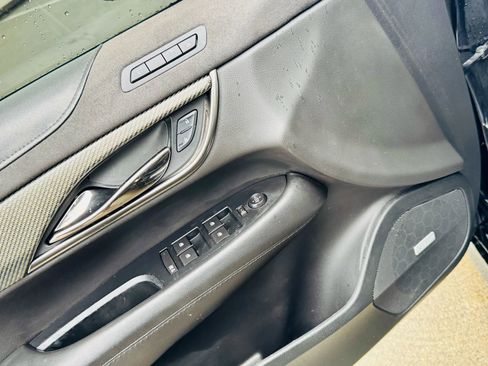 Used 2016 Cadillac ATS V w/ Luxury Package image 38