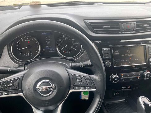 Used 2020 Nissan Rogue Sport S w/ Appearance Package image 19
