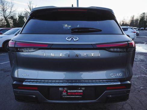 Used 2025 INFINITI QX60 Pure w/ Cargo Package image 6