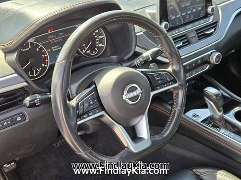 Used 2023 Nissan Altima 2.5 SR FWD image 22