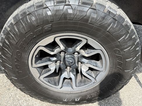 Used 2016 RAM 1500 Rebel w/ Luxury Group AWD/4WD image 24