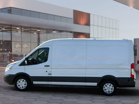 Used 2016 Ford Transit 250 148 Medium Roof w/ Exterior Upgrade Package RWD image 3