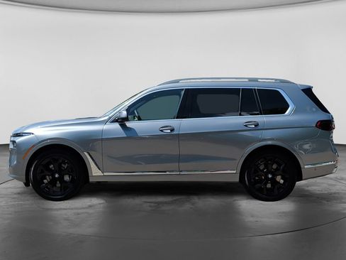 Used 2024 BMW X7 xDrive40i w/ Executive Package AWD/4WD image 4
