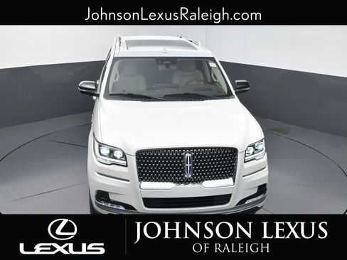 Used 2023 Lincoln Navigator L Reserve AWD/4WD image 26