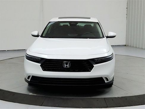Used 2024 Honda Accord EX image 2