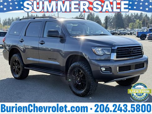 Used 2022 Toyota Sequoia TRD Sport AWD/4WD image 7