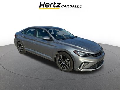 Used 2025 Volkswagen Jetta SE